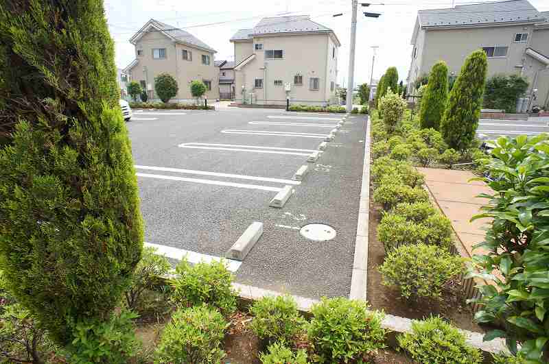 14/20 駐車場