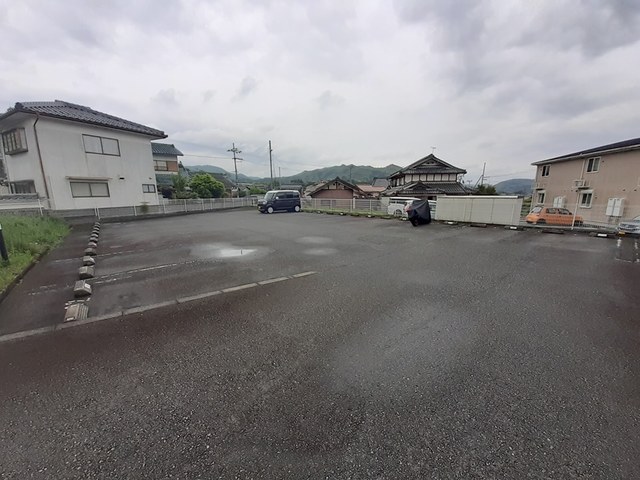 2/8 駐車場
