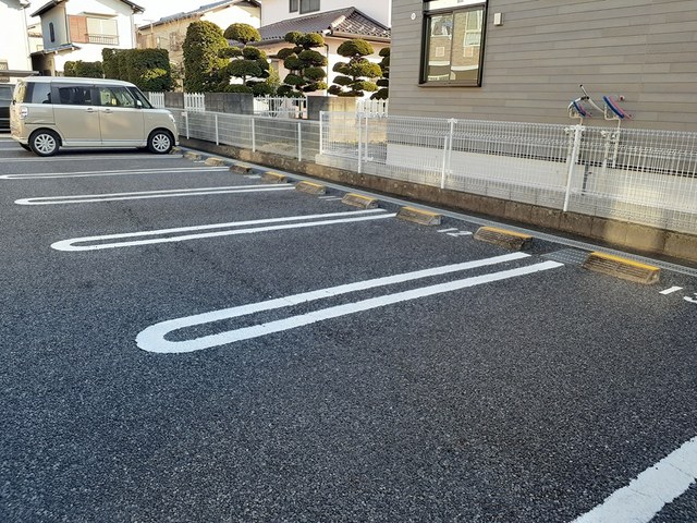 3/7 駐車場