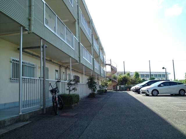 4/10 駐車場