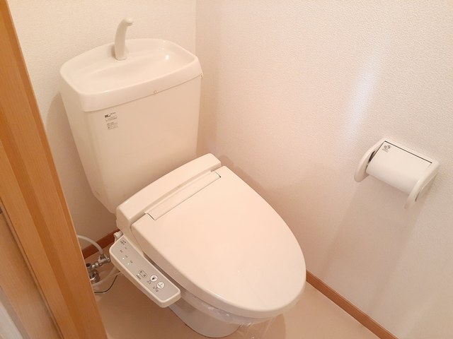 16/30 トイレ