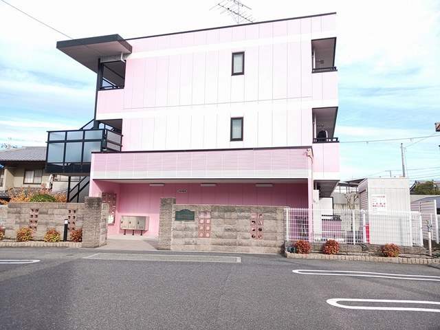14/20 駐車場