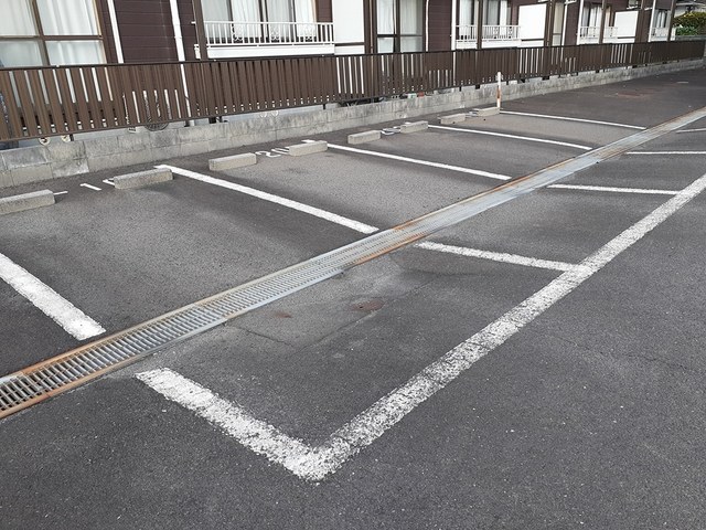 16/22 駐車場