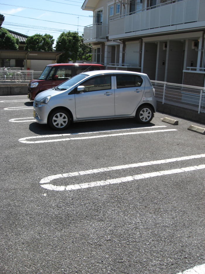 14/20 駐車場