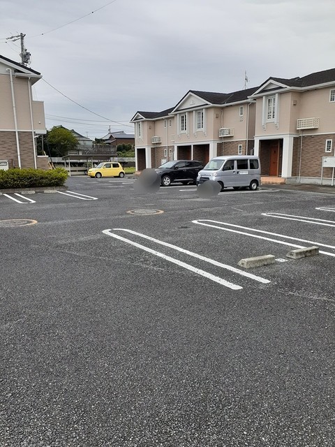 14/22 駐車場