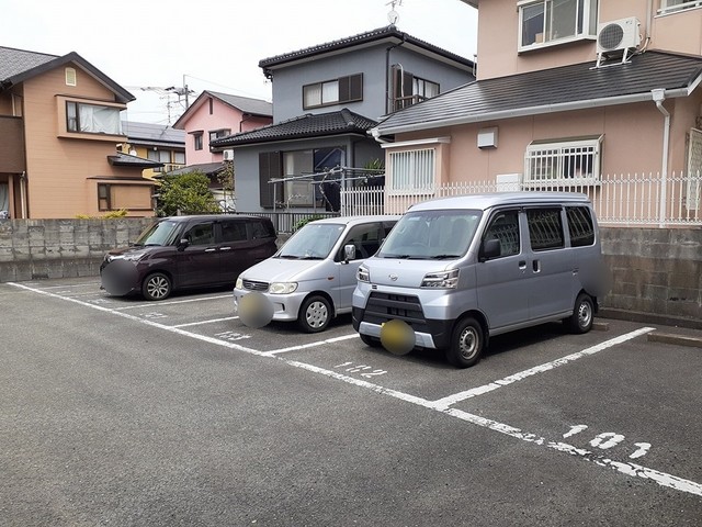 14/20 駐車場
