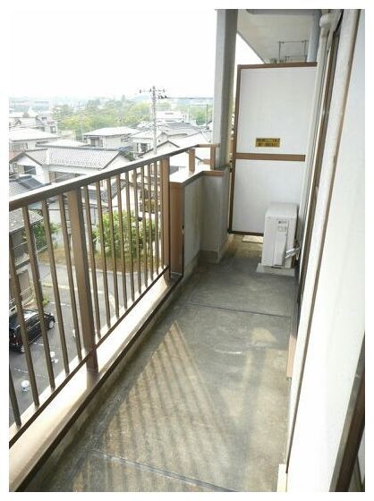 13/19 バルコニー