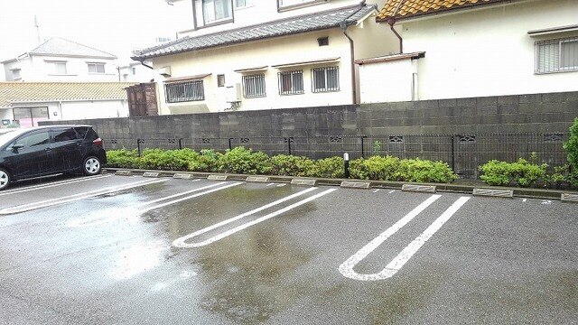 14/20 駐車場
