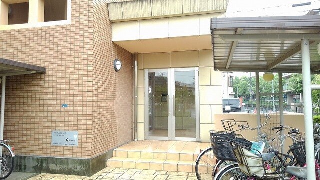 13/20 エントランス
