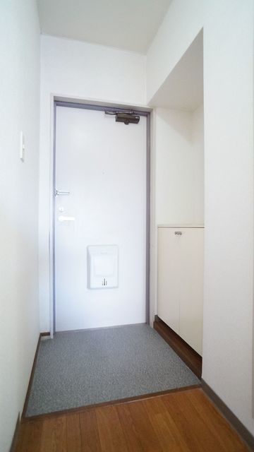 13/30 玄関