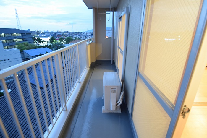 13/20 バルコニー