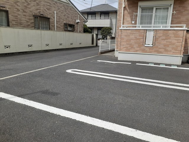 14/22 駐車場
