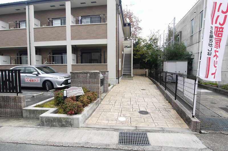 13/20 エントランス