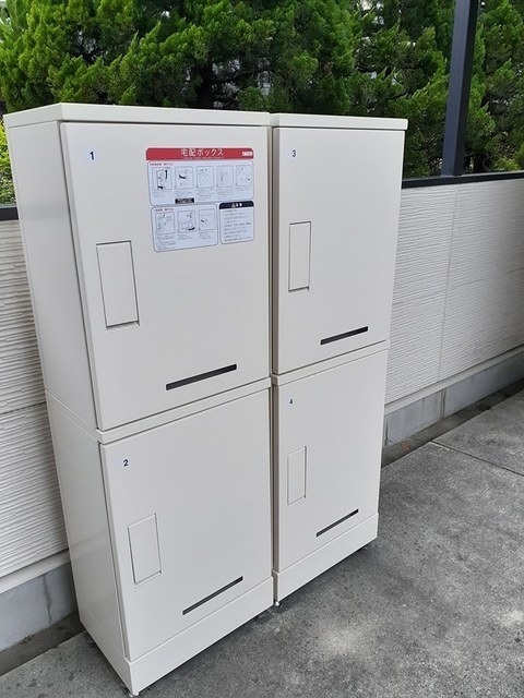 13/21 エントランス