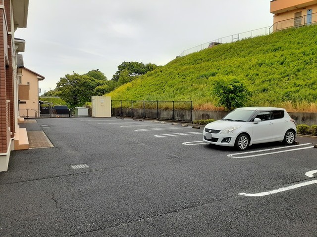 14/20 駐車場