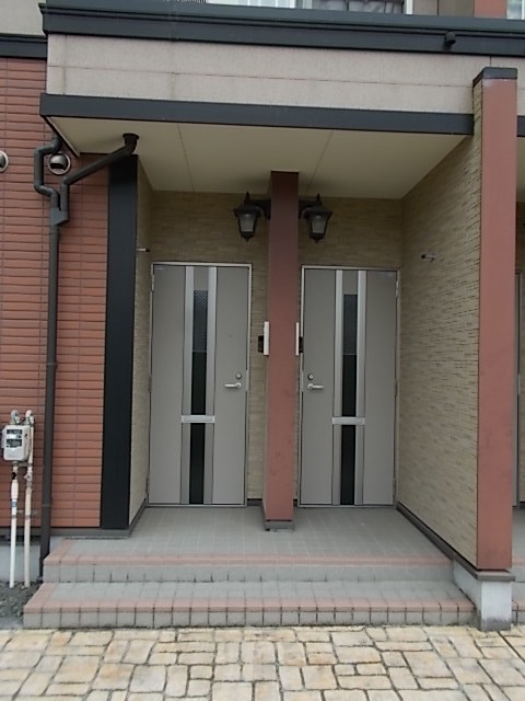 19/28 エントランス