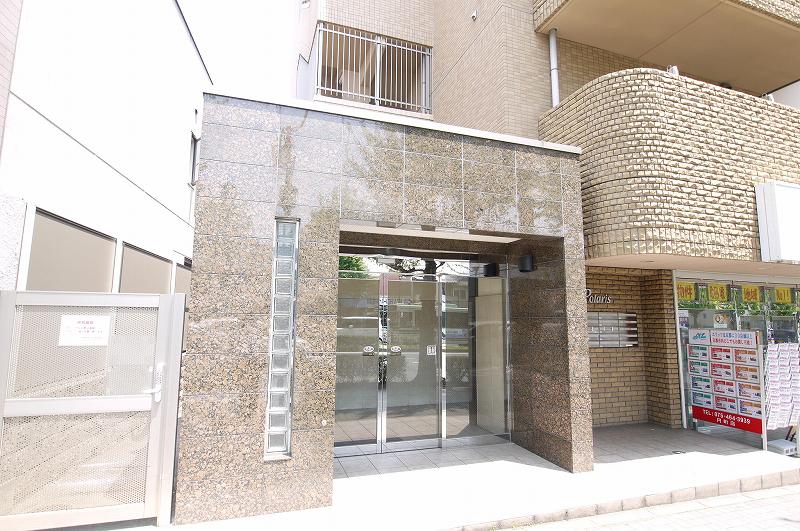 14/20 エントランス