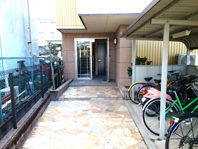 13/20 エントランス