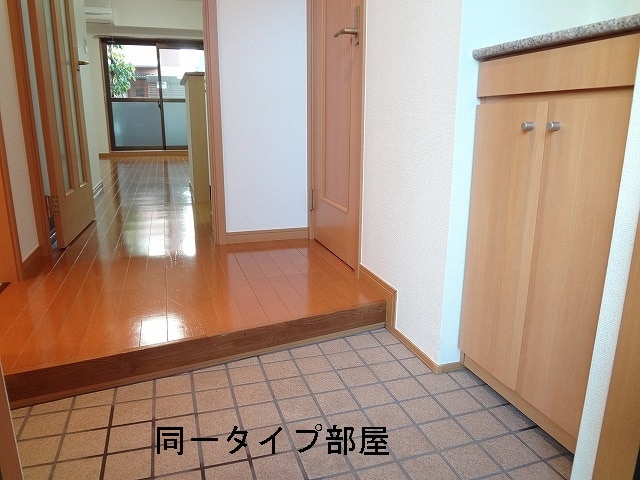 5/23 玄関
