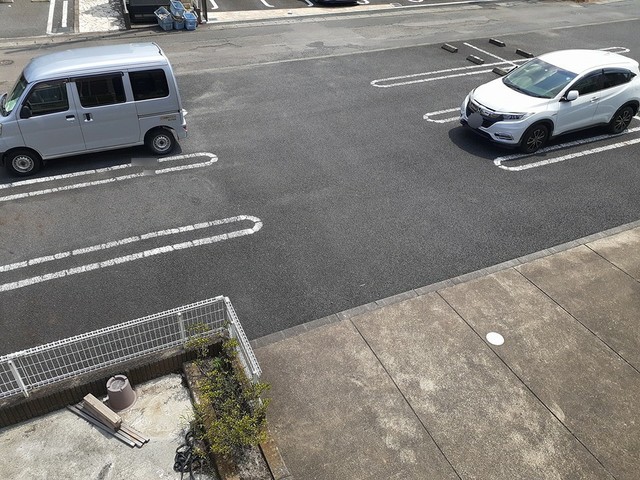 14/20 駐車場