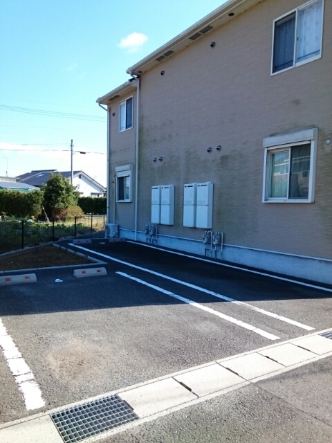 14/20 駐車場