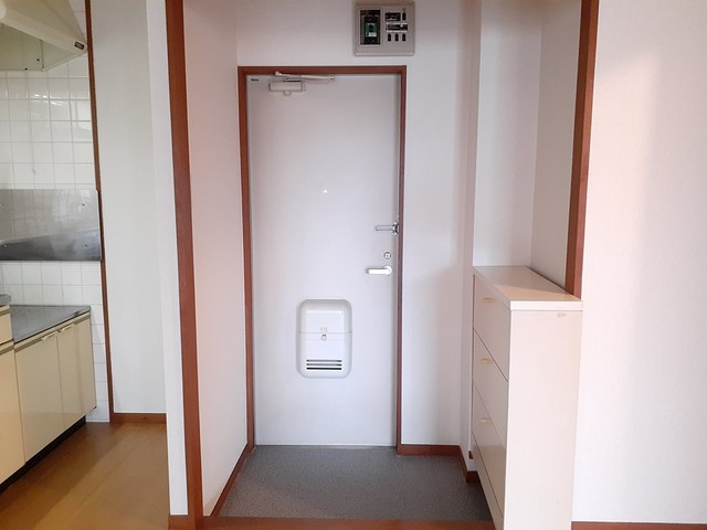 13/30 玄関