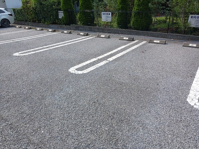 2/8 駐車場