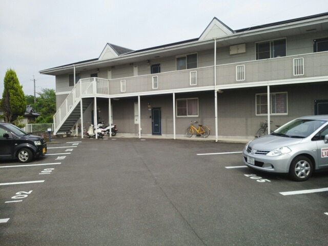 14/20 駐車場