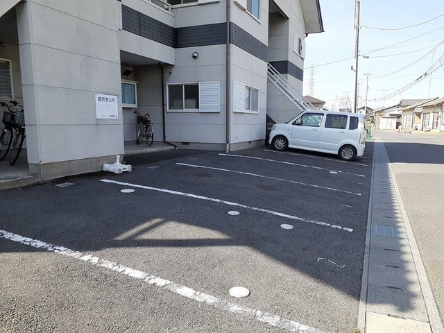 14/20 駐車場