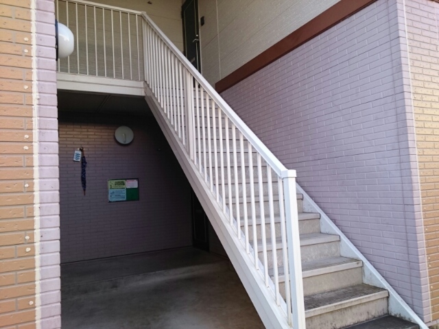 13/20 エントランス