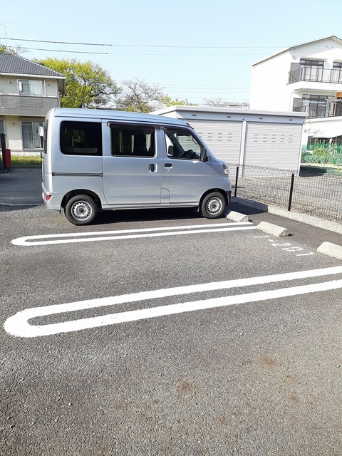 16/22 駐車場