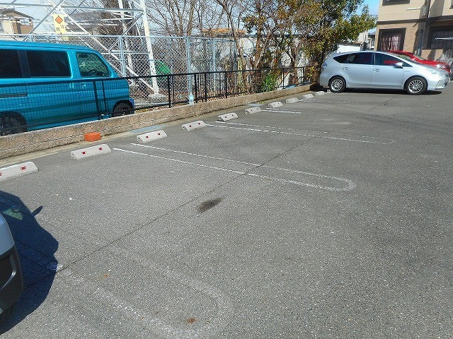 14/20 駐車場