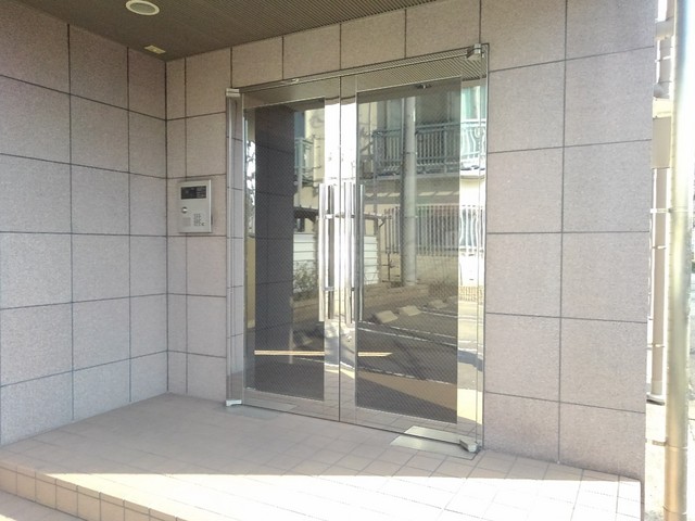 14/22 エントランス