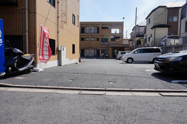 13/15 エントランス