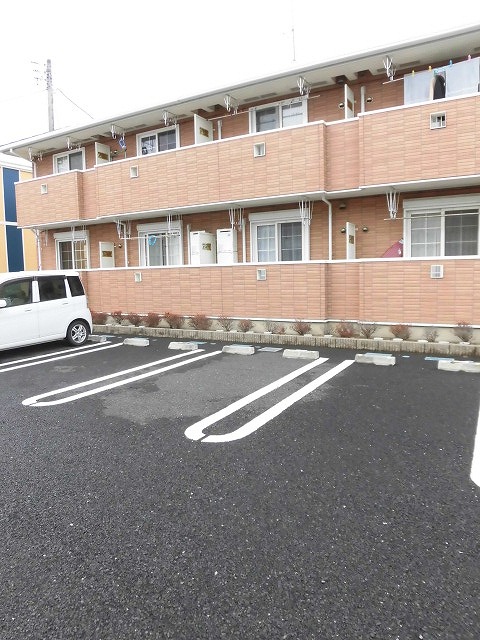 14/20 駐車場