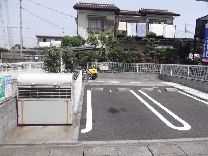 14/20 駐車場