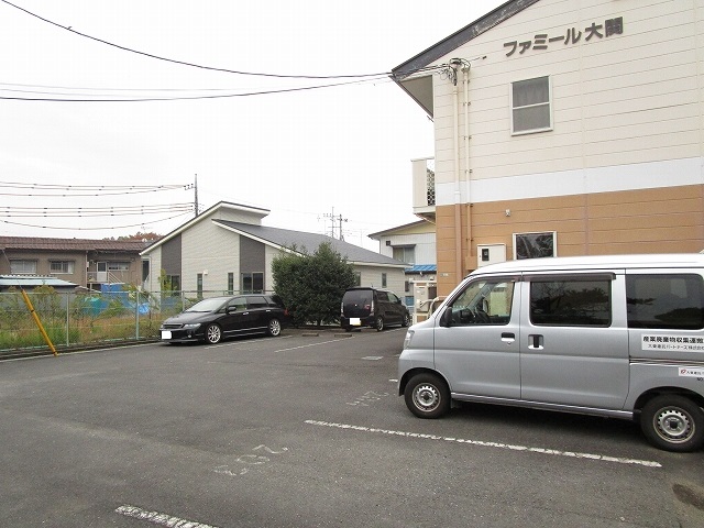 14/20 駐車場