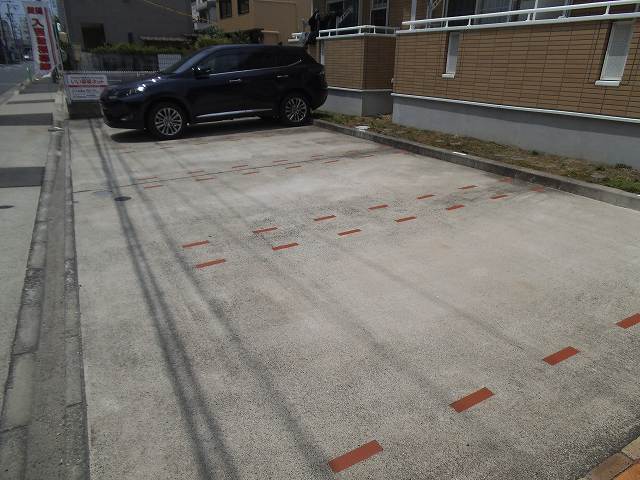 14/22 駐車場