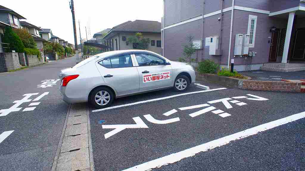 14/20 駐車場