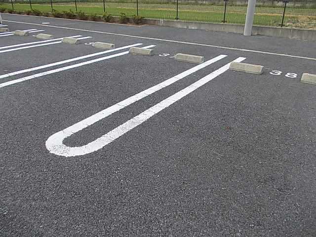 14/20 駐車場