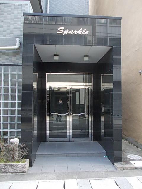 14/20 エントランス