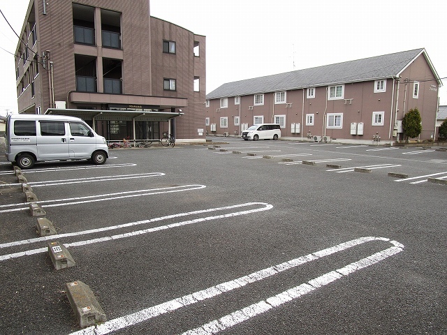 14/20 駐車場