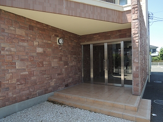 13/20 エントランス