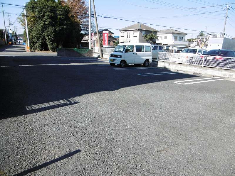 14/20 駐車場