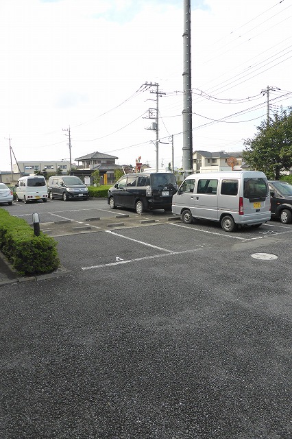 14/30 駐車場