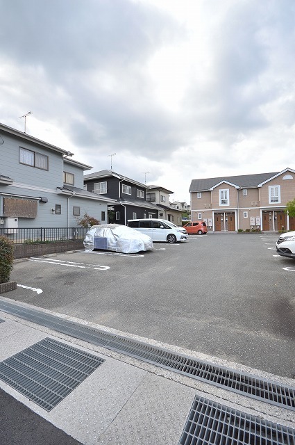 14/20 駐車場