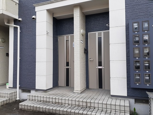 14/20 エントランス