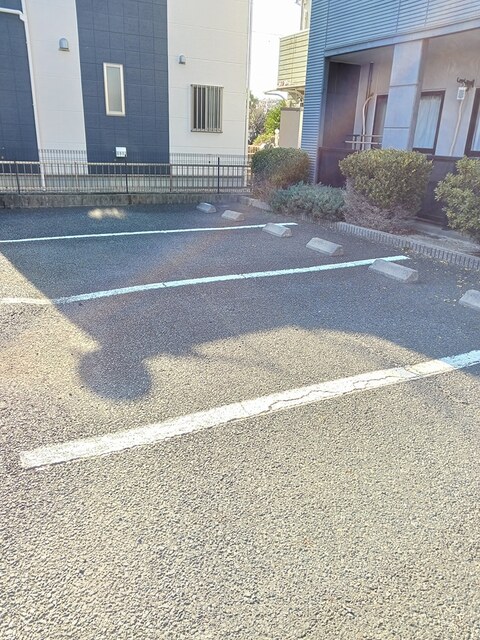 16/22 駐車場