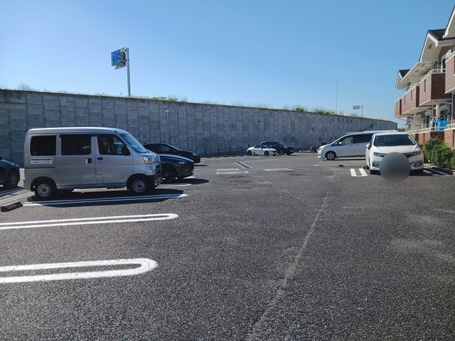 14/21 駐車場