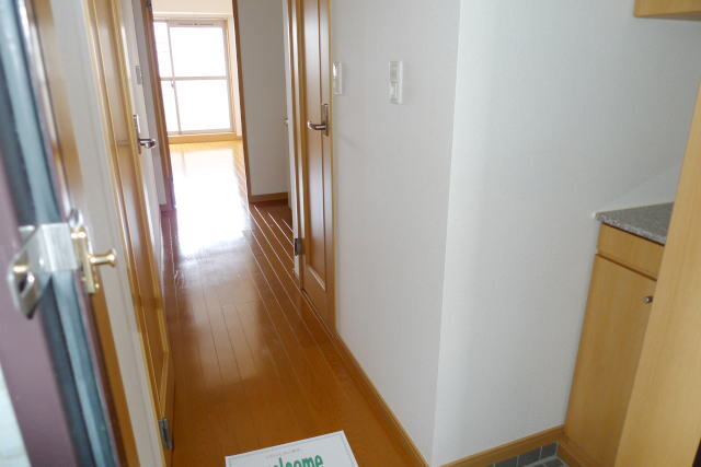 5/18 玄関